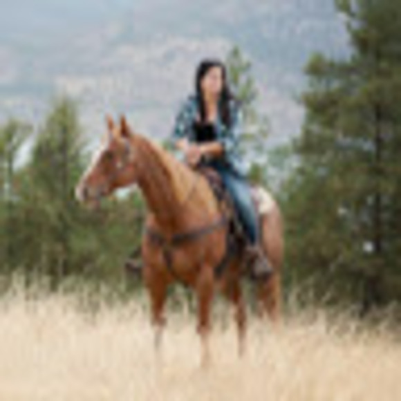 Meet your Posher, Hilary - Picture 1 of 1